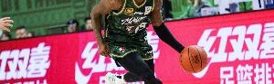九游体育-不中用！同曦外援戴维斯关键时刻连续打铁 全场14中6拿21分