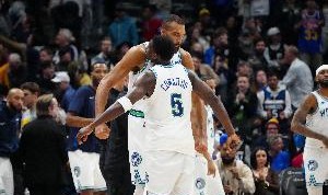 丝毫不能懈怠！森林狼赢球稳住西部第七 领先第八的快船0.5个胜场