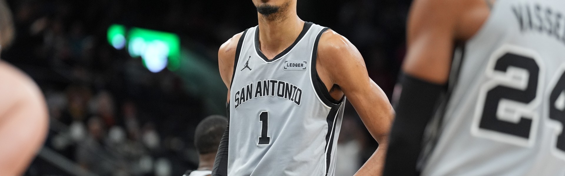 西部球队晋级总决赛最新概率：马刺升至20.8% 雷霆48% 掘金13%