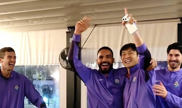 九游体育-期待！新赛季于根伟押宝救火外援，新后腰未来将带队成功保级