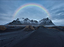 九游体育app-柬媒：柬埔寨国王西哈莫尼和太后莫尼列将访华