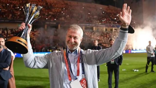 1745403350198013896.jpg 12.jpg