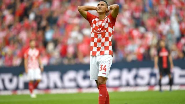 1698839867436090230.jpg 1698839864.jpg